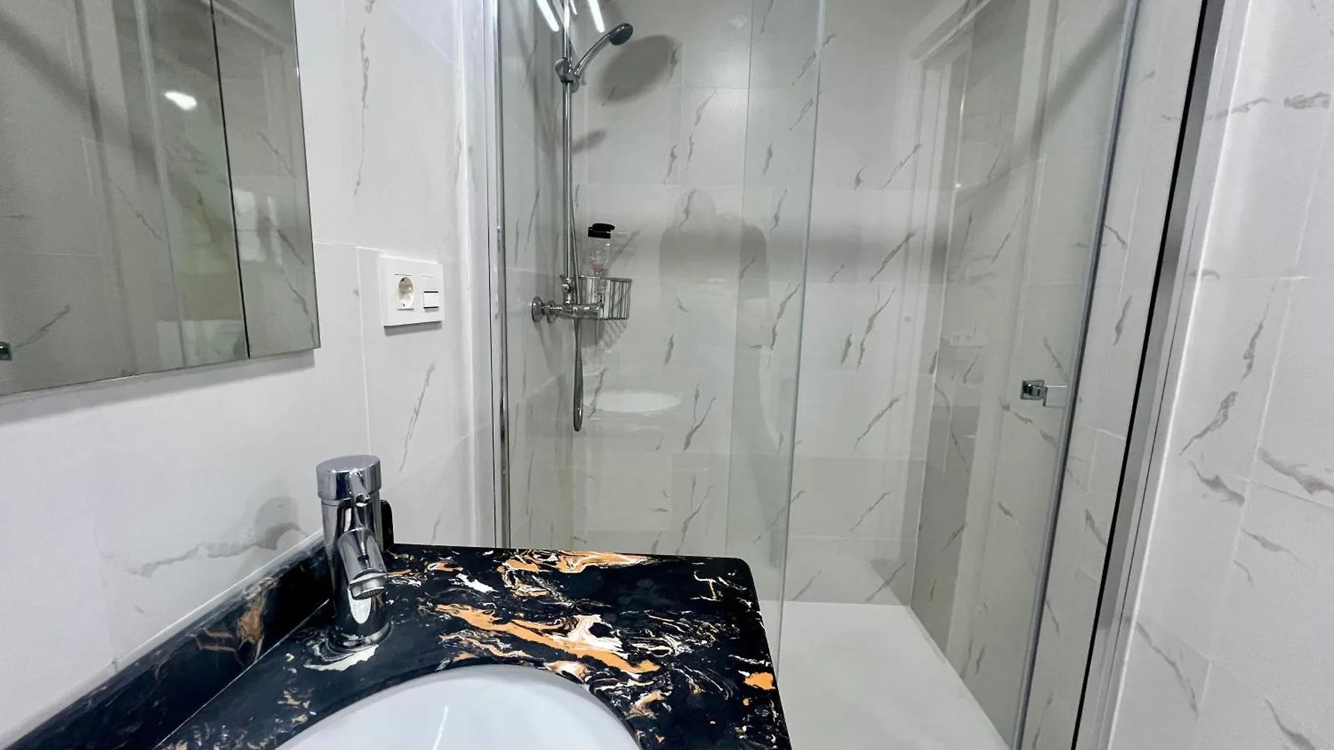 Pensionat Sl Marbella Hotell