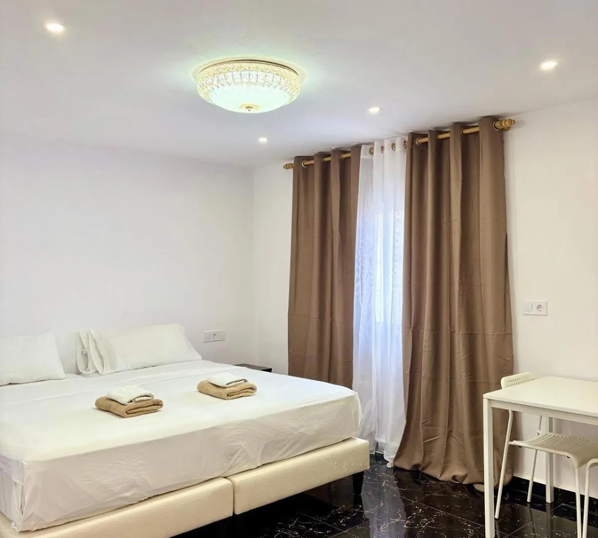 Sl Marbella Hotell 0*,